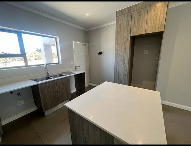 2 BEDROOM APARTMENT FOR SALE IN MORNINGSIDE